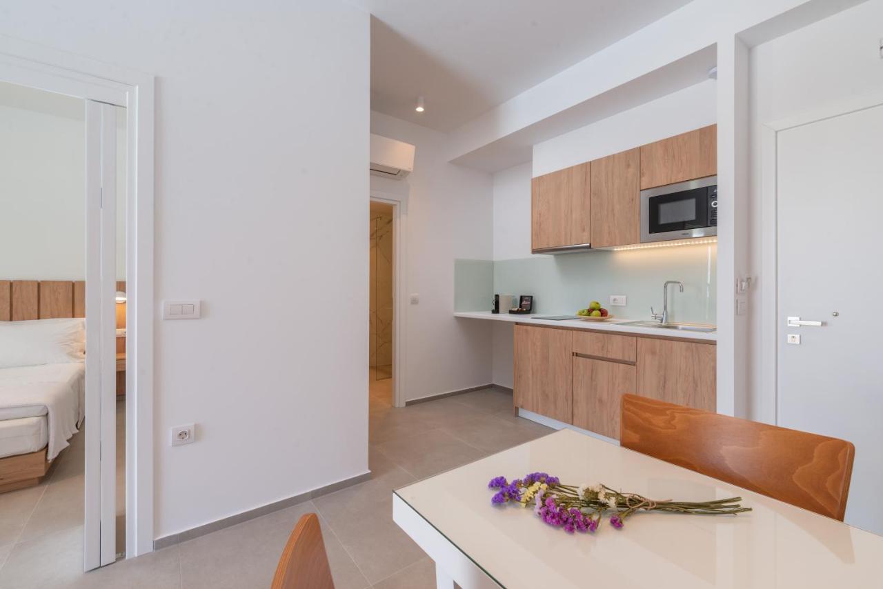 Ninemia Luxury Residence Perdika  Exterior photo